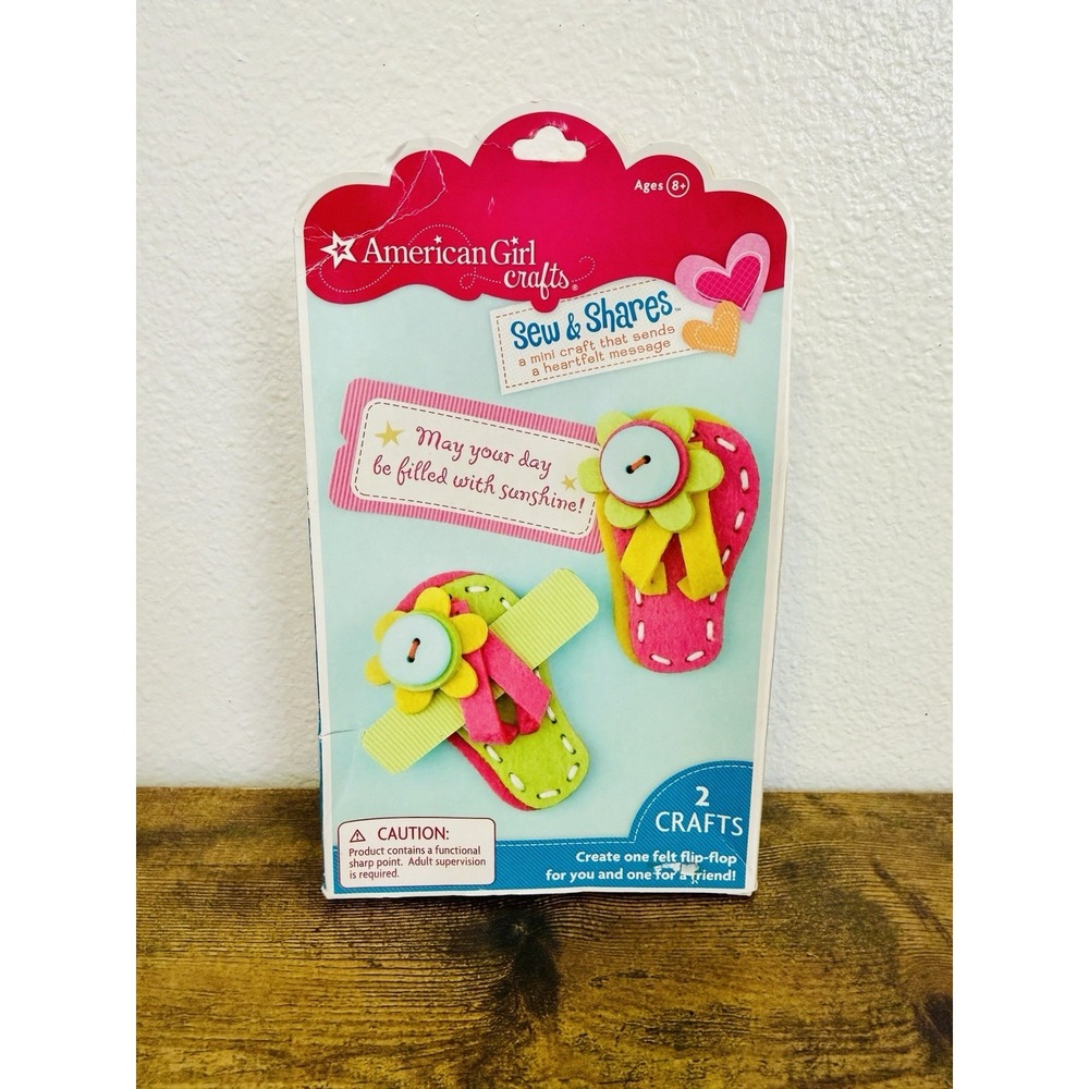 American Girl Crafts Sew & Shares Kit Flip Flops‎
